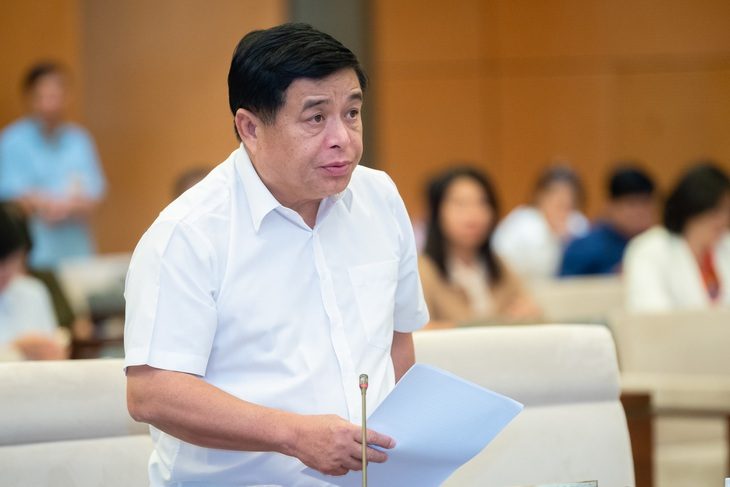 Chính phủ nêu rõ lý do khiến gói hỗ trợ lãi suất 2% bị tắc - Ảnh 1. Bộ trưởng Nguyễn Chí Dũng - Ảnh: GIA HÂN