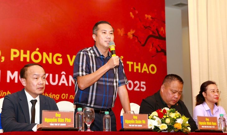nguyen-xuan-vu-vff-17365045073841473042739 Bóng lăn ở V-League hơn 50 phút 1 trận, 40 phút còn lại bóng đâu? - Ảnh 1.