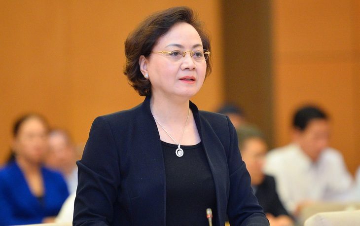 Chính phủ đề xuất 6 nội dung cải cách tiền lương mới từ 1-7-2024 - Ảnh 1. Bộ trưởng Bộ Nội vụ Phạm Thị Thanh Trà - Ảnh: GIA HÂN